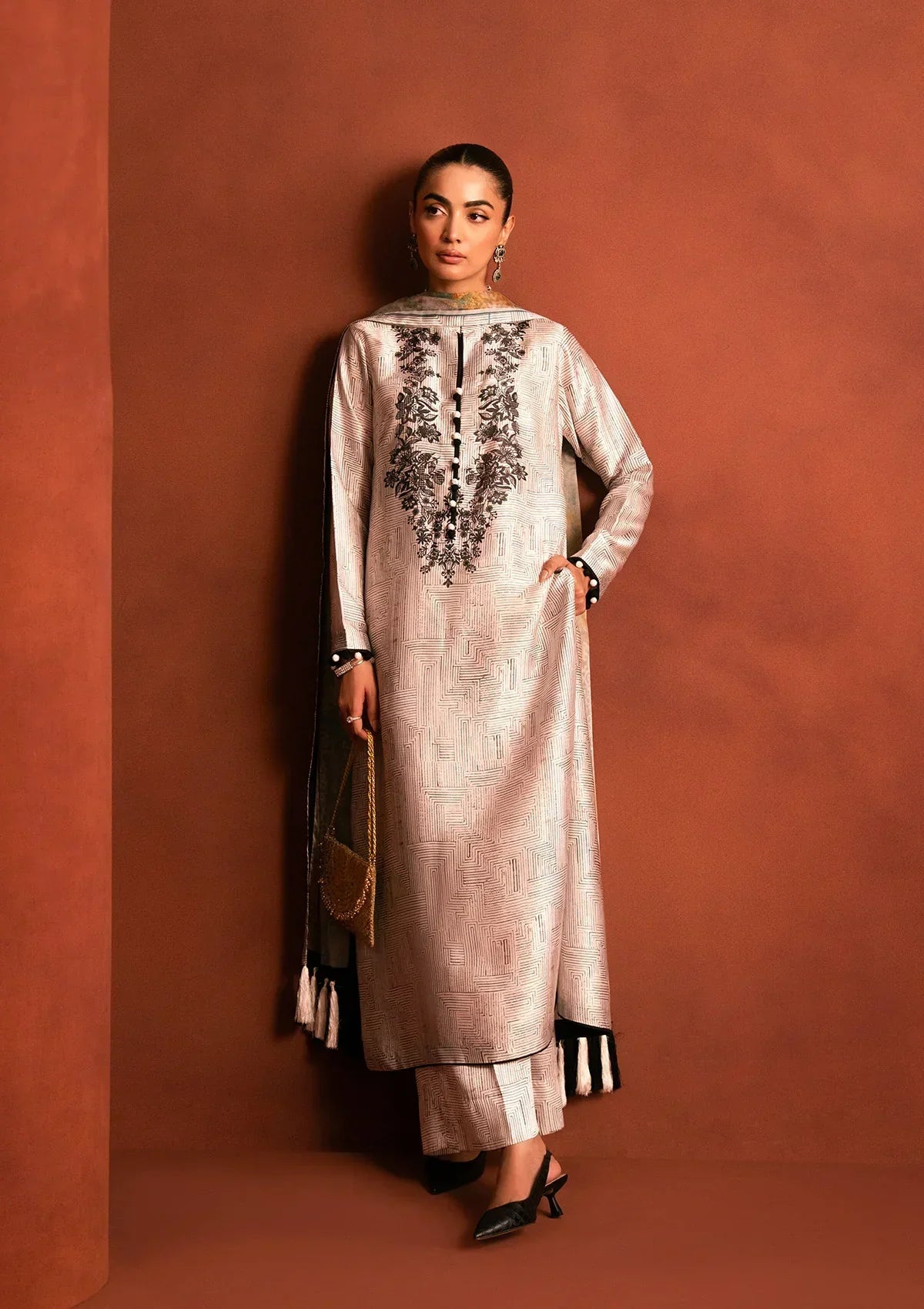 AIK Atelier | Miss Aik rtw 25 Vol 2 | D2 - LOOK 03 - House Of Hania