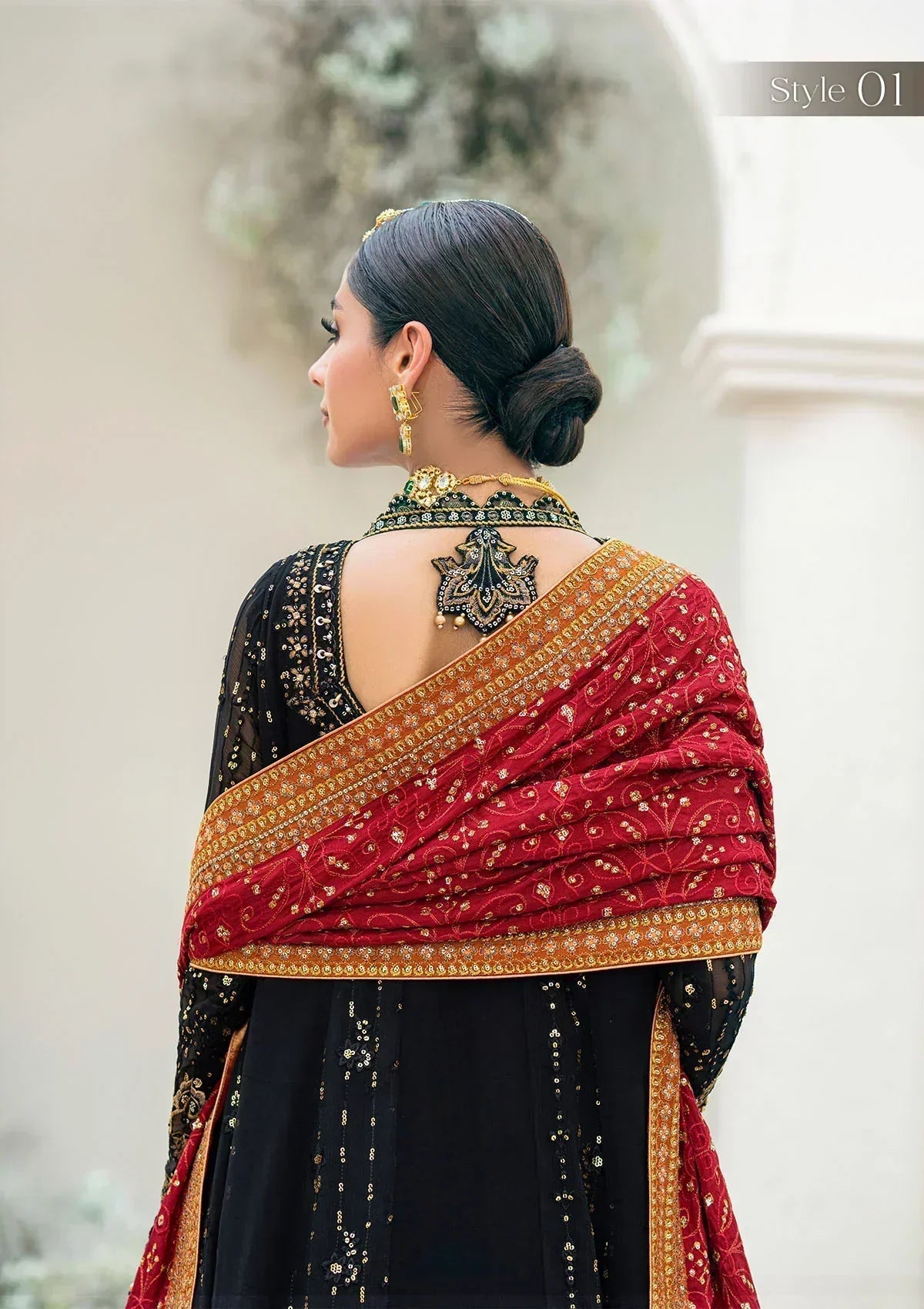 AIK |  LOOK 01 - House Of Hania
