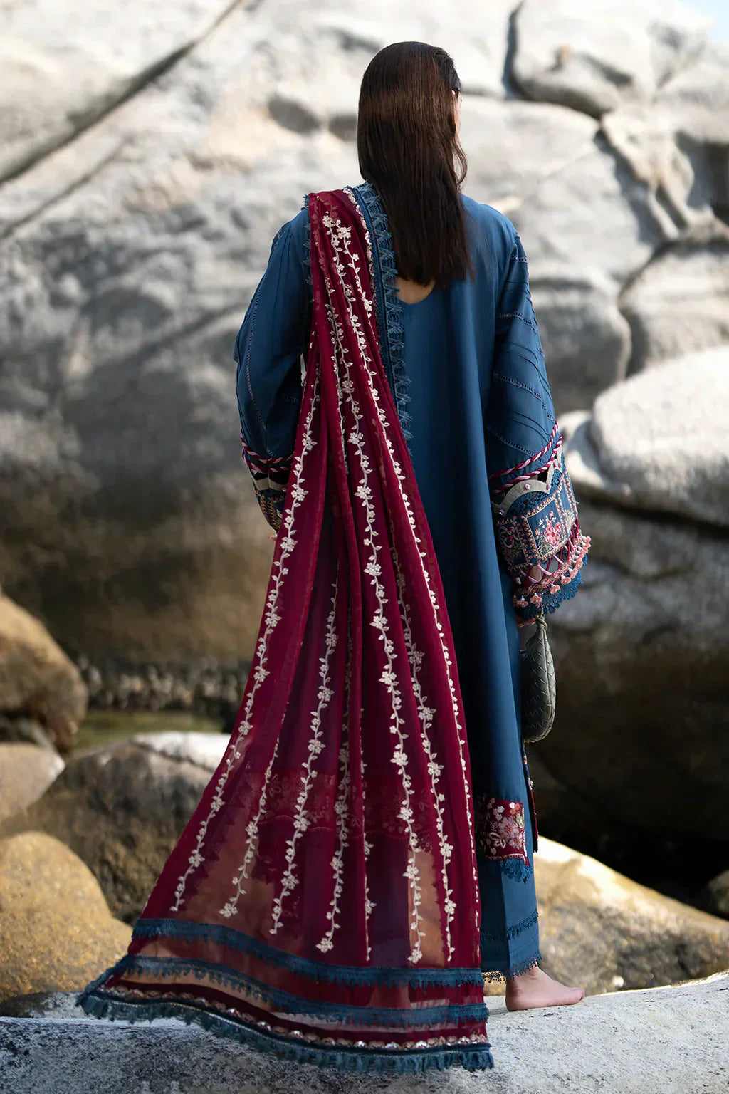 AJR Couture | Alif Signature Luxury Lawn 24 | Ayra - House Of Hania