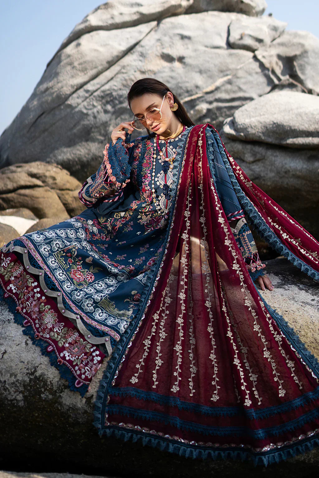 AJR Couture | Alif Signature Luxury Lawn 24 | Ayra - House Of Hania