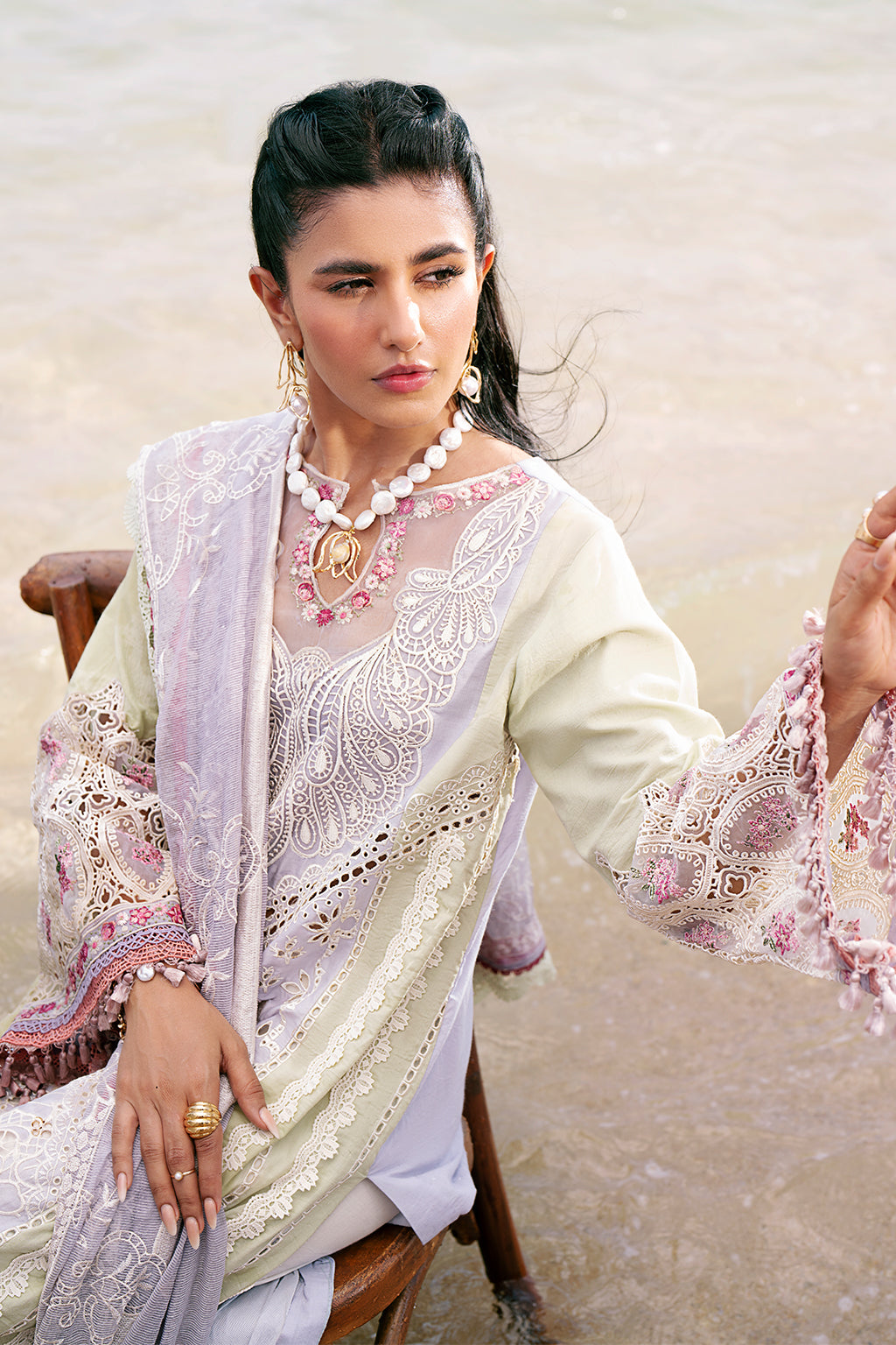AJR Couture | Dastan Luxury Lawn 25 | Wave - House Of Hania
