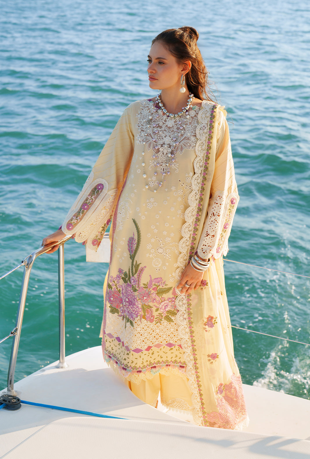 AJR Couture | Evara Luxury Lawn | Faria - House Of Hania