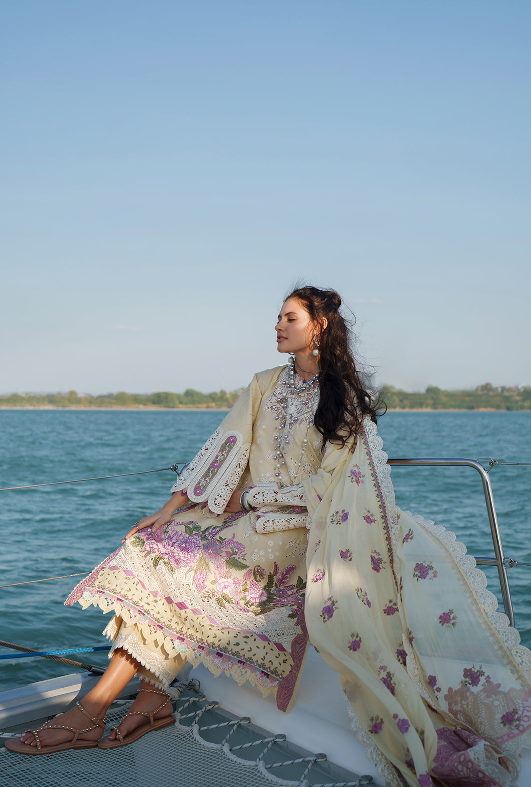 AJR Couture | Evara Luxury Lawn | Faria - House Of Hania