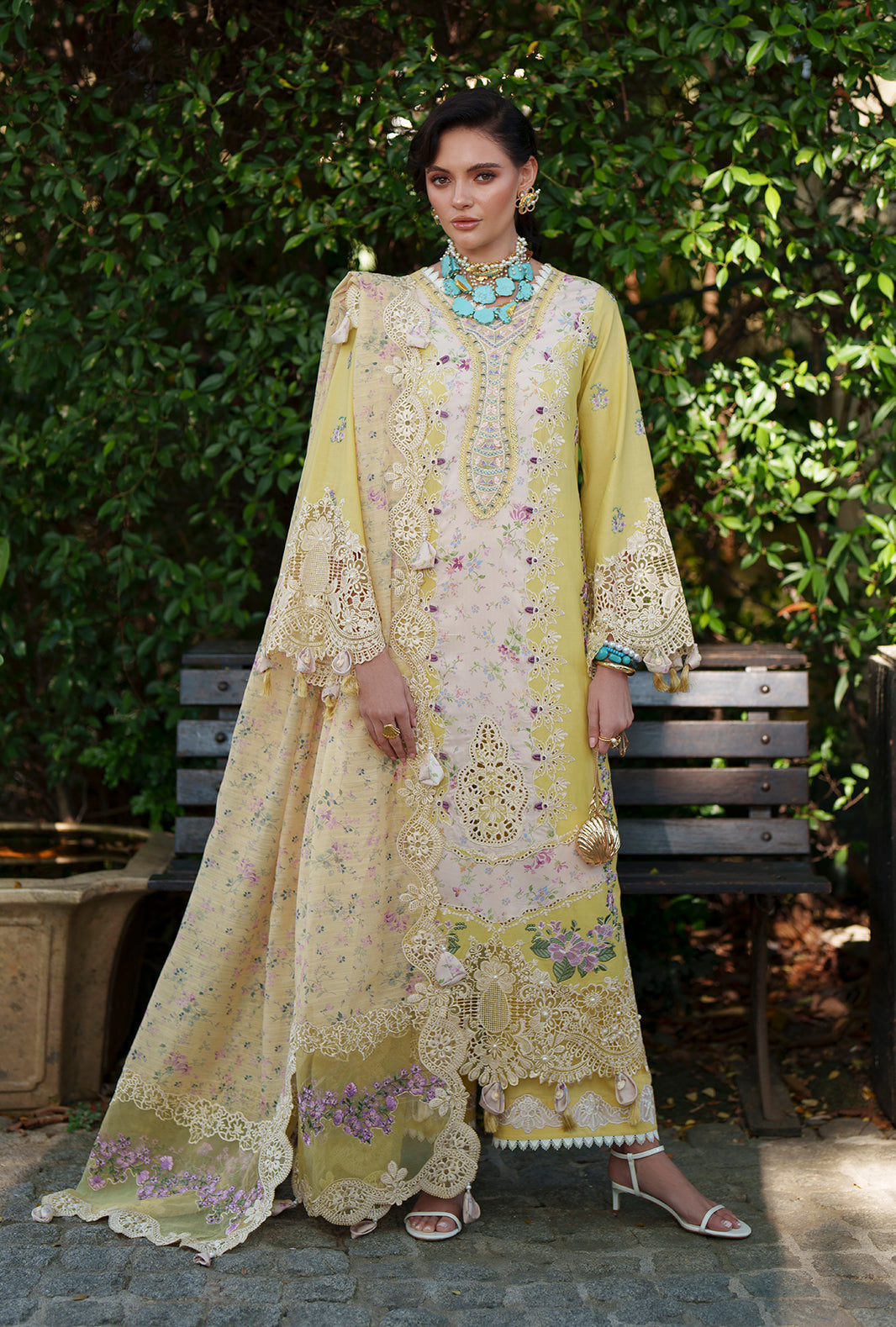 AJR Couture | Evara Luxury Lawn | Kaia - House Of Hania