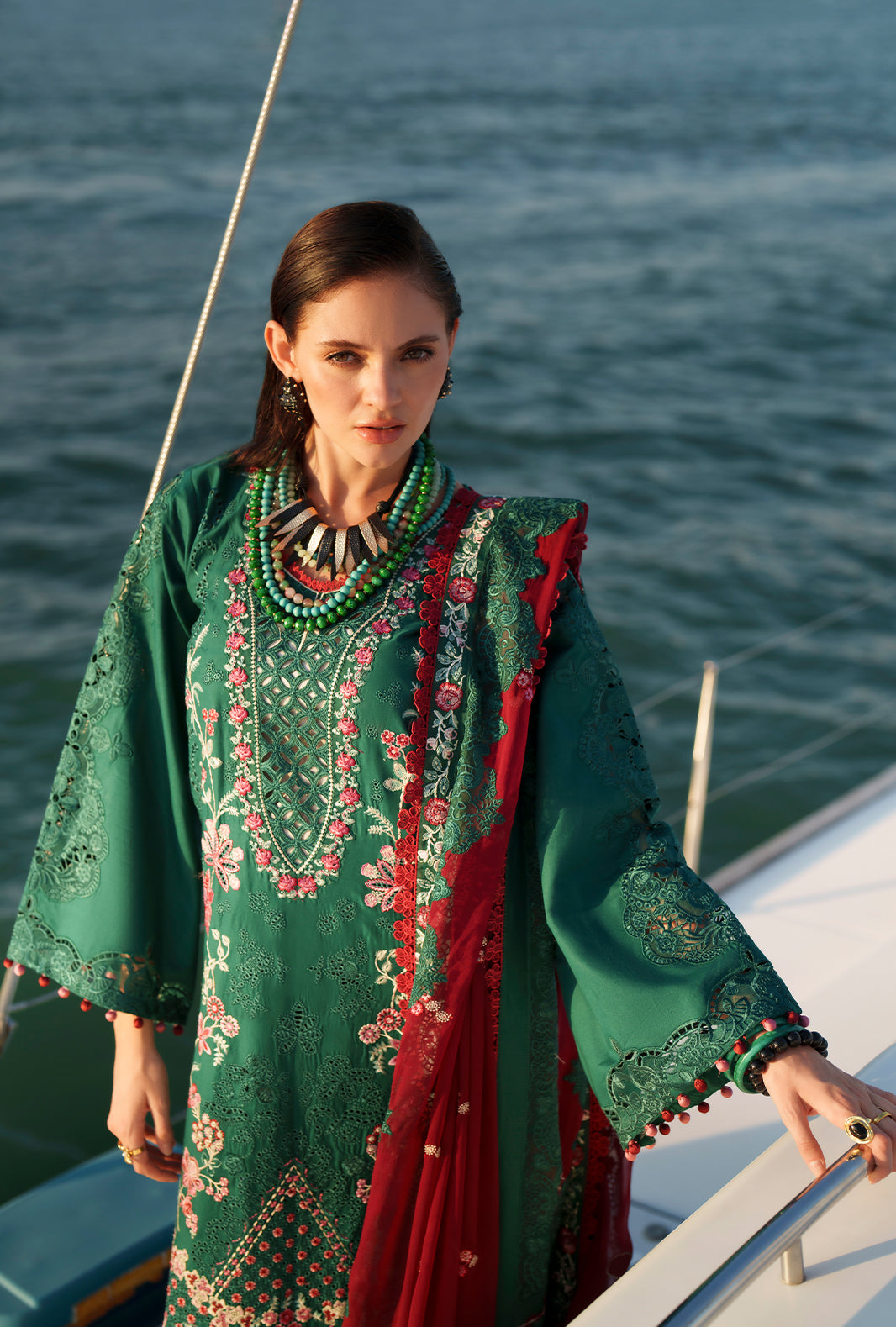 AJR Couture | Evara Luxury Lawn | Yara - House Of Hania