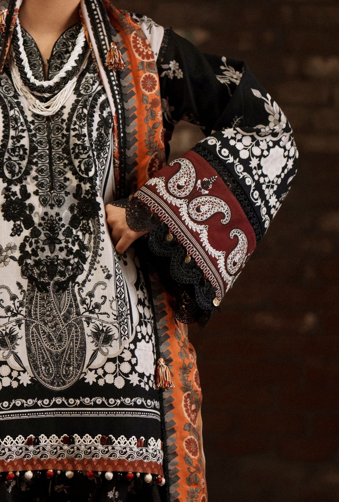 AJR Couture | Sard Sham | Makhmal - House Of Hania