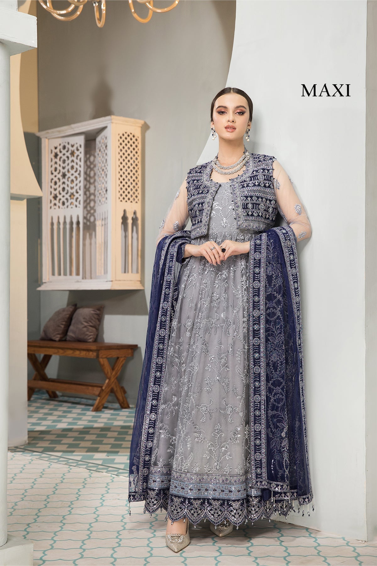 ALIZEH-Aks - House Of Hania