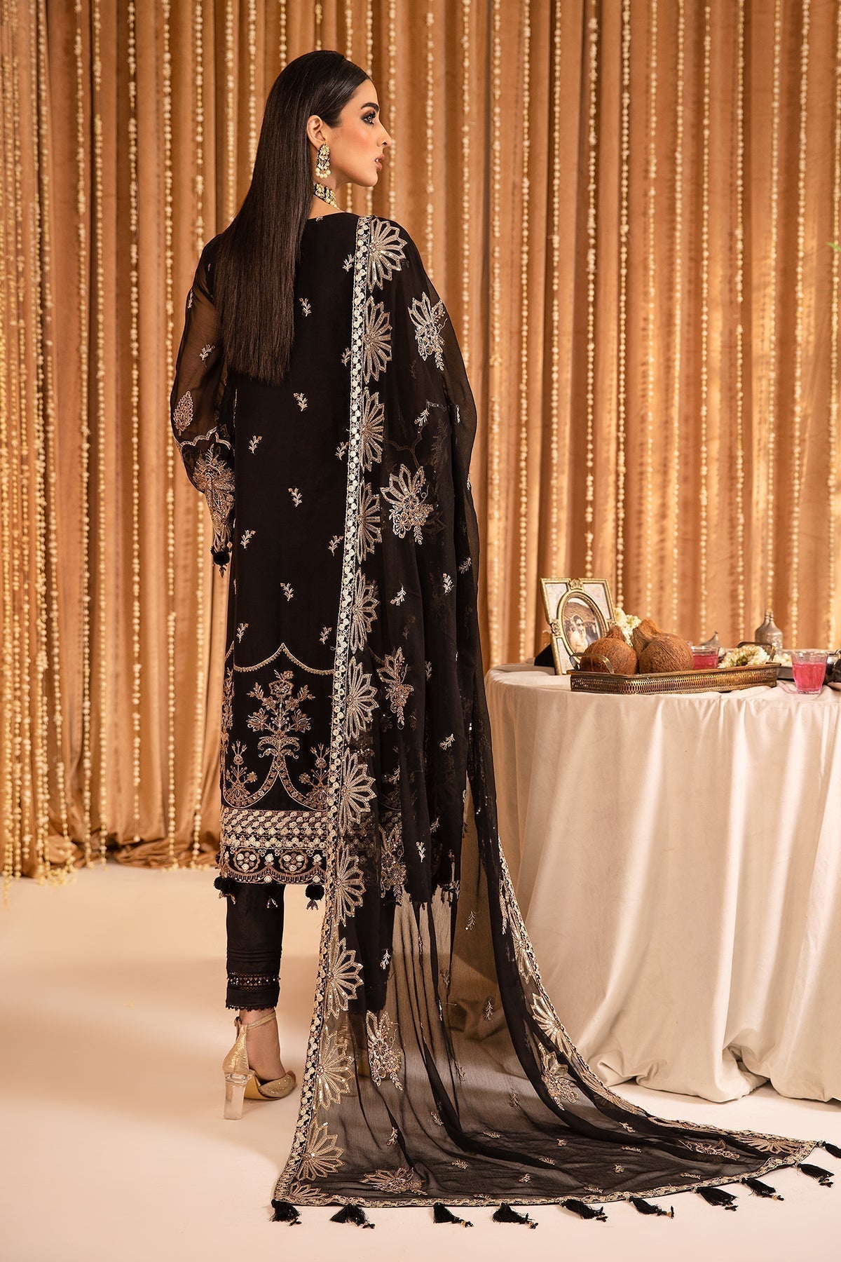 ALIZEH-Yesra - V16D05 Embroidered Chiffon Black - House Of Hania