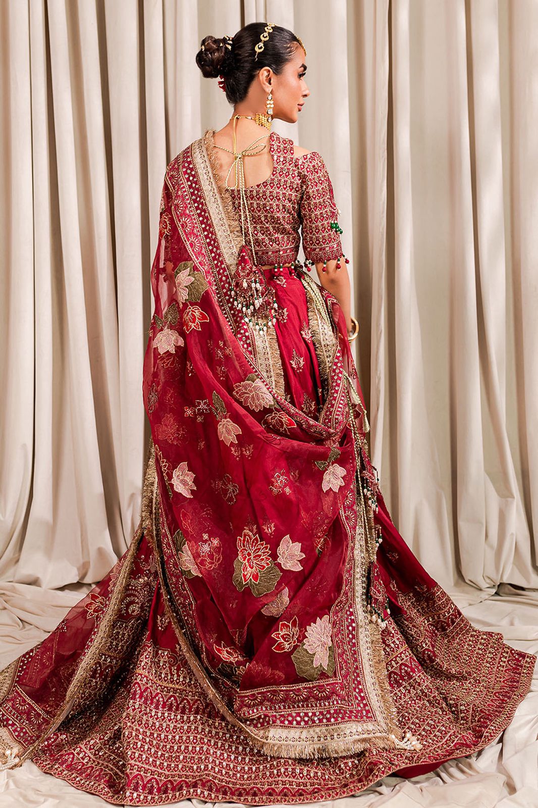 Aabroo - House Of Hania