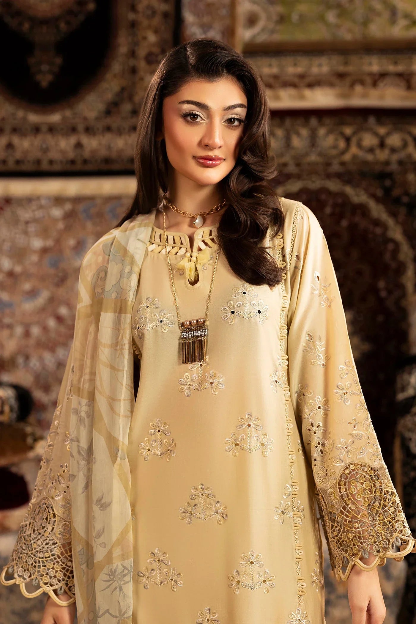 Adans Libas | ADAN'S CHENILLE | CHENILLE 1690 - House Of Hania