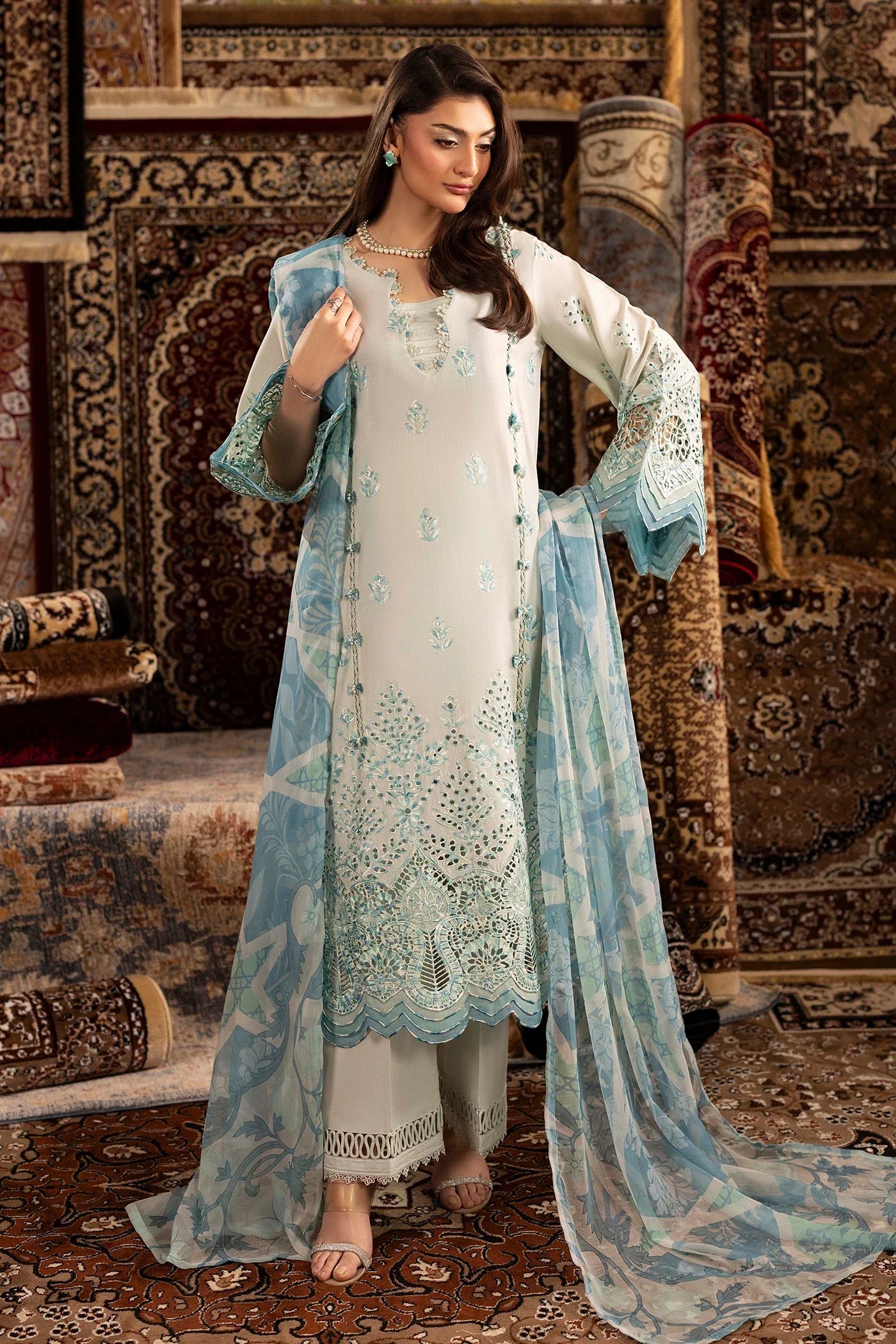 Adans Libas | ADAN'S CHENILLE | CHENILLE 1694 - House Of Hania