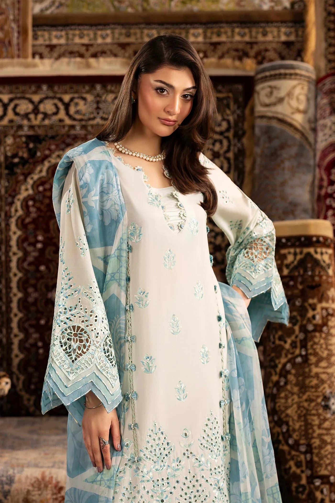 Adans Libas | ADAN'S CHENILLE | CHENILLE 1694 - House Of Hania