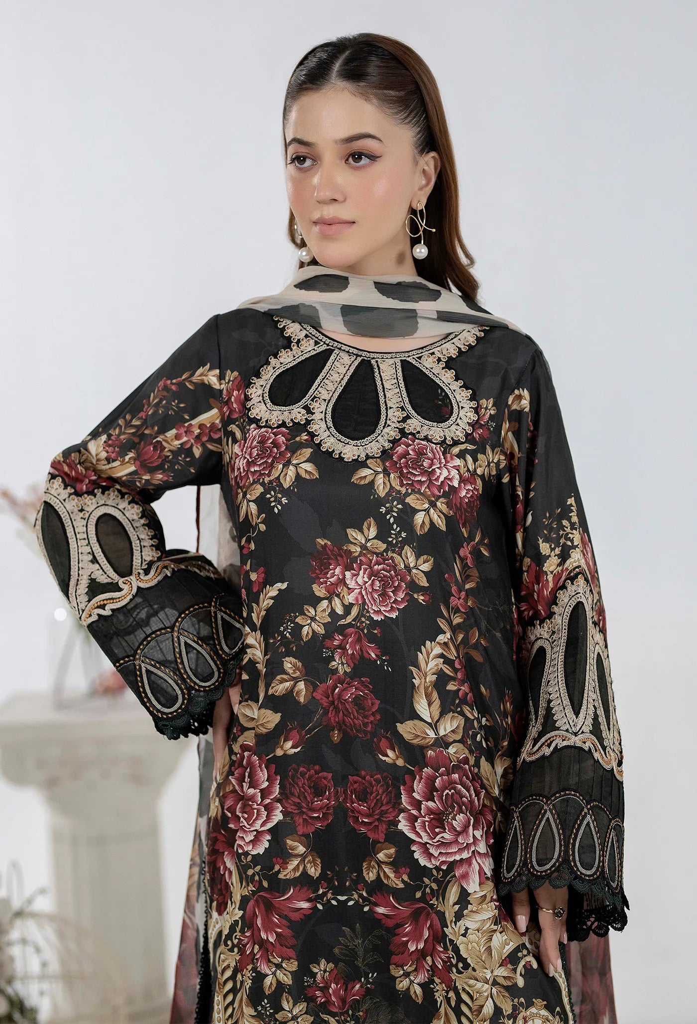 Adans Libas | ARWA'25 | ARWA 101212 - House Of Hania