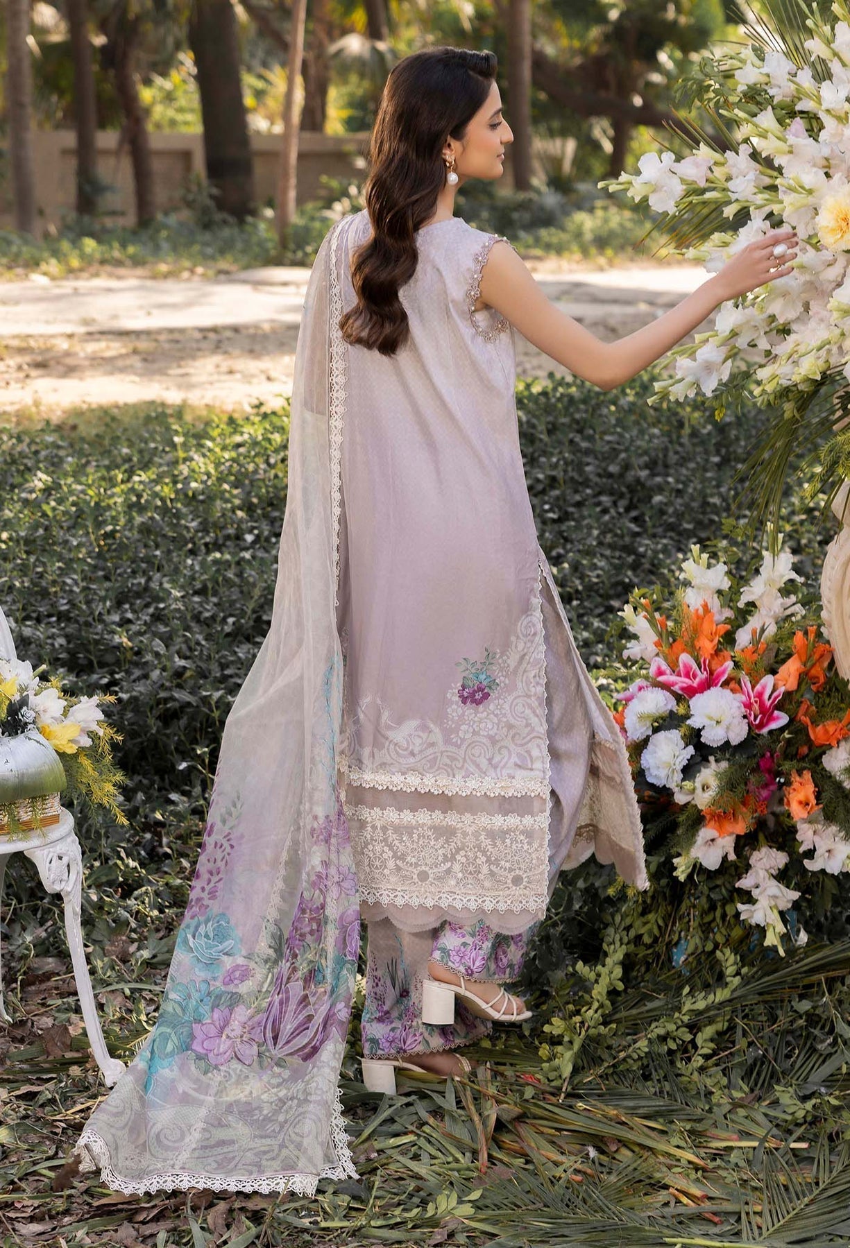 Adans Libas | Morzine Lawn 25 | MORZINE 07004 - House Of Hania