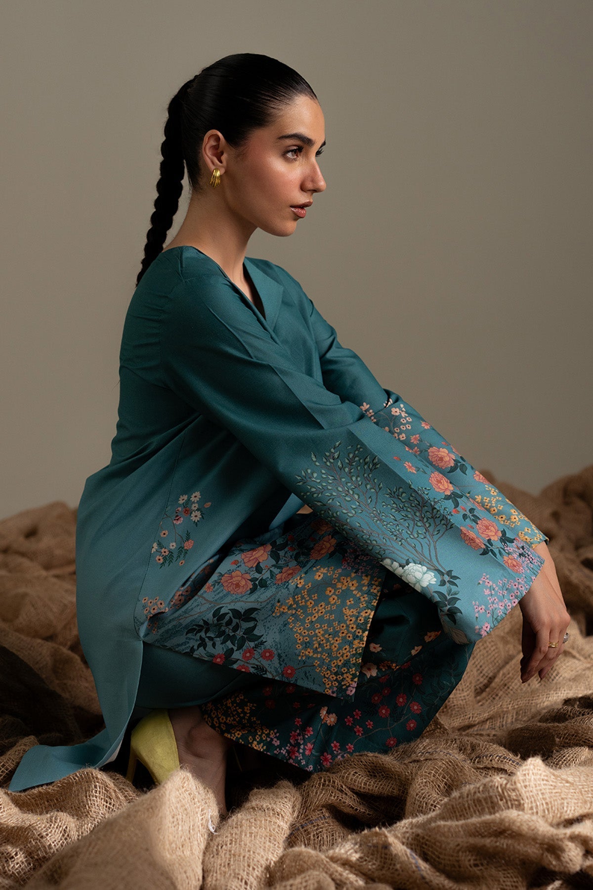 Afrozeh | Coords 25 | Frayed - House Of Hania