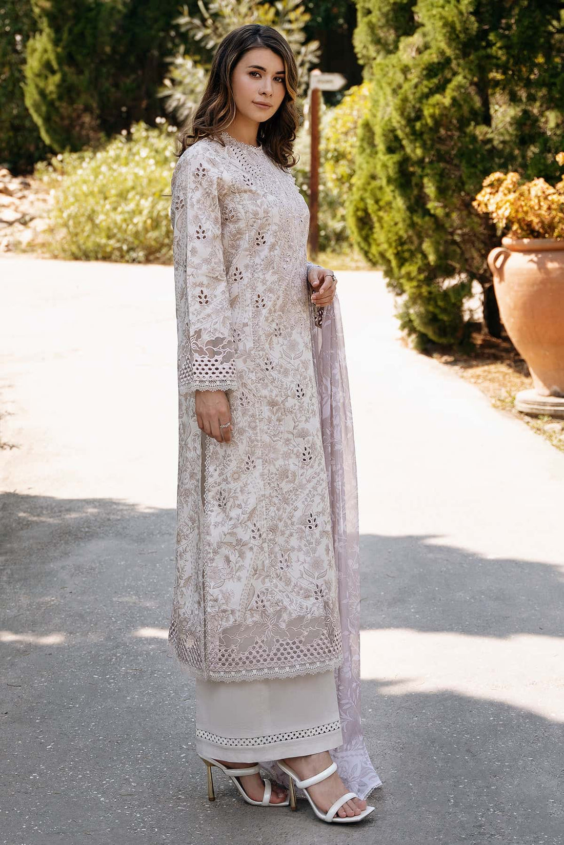 Afrozeh | Damask The Holiday Edit 25 | Lunetta A - House Of Hania