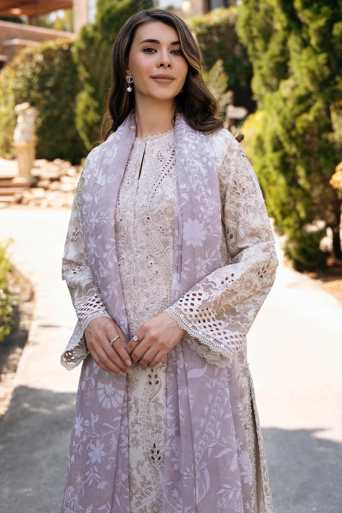 Afrozeh | Damask The Holiday Edit 25 | Lunetta A - House Of Hania