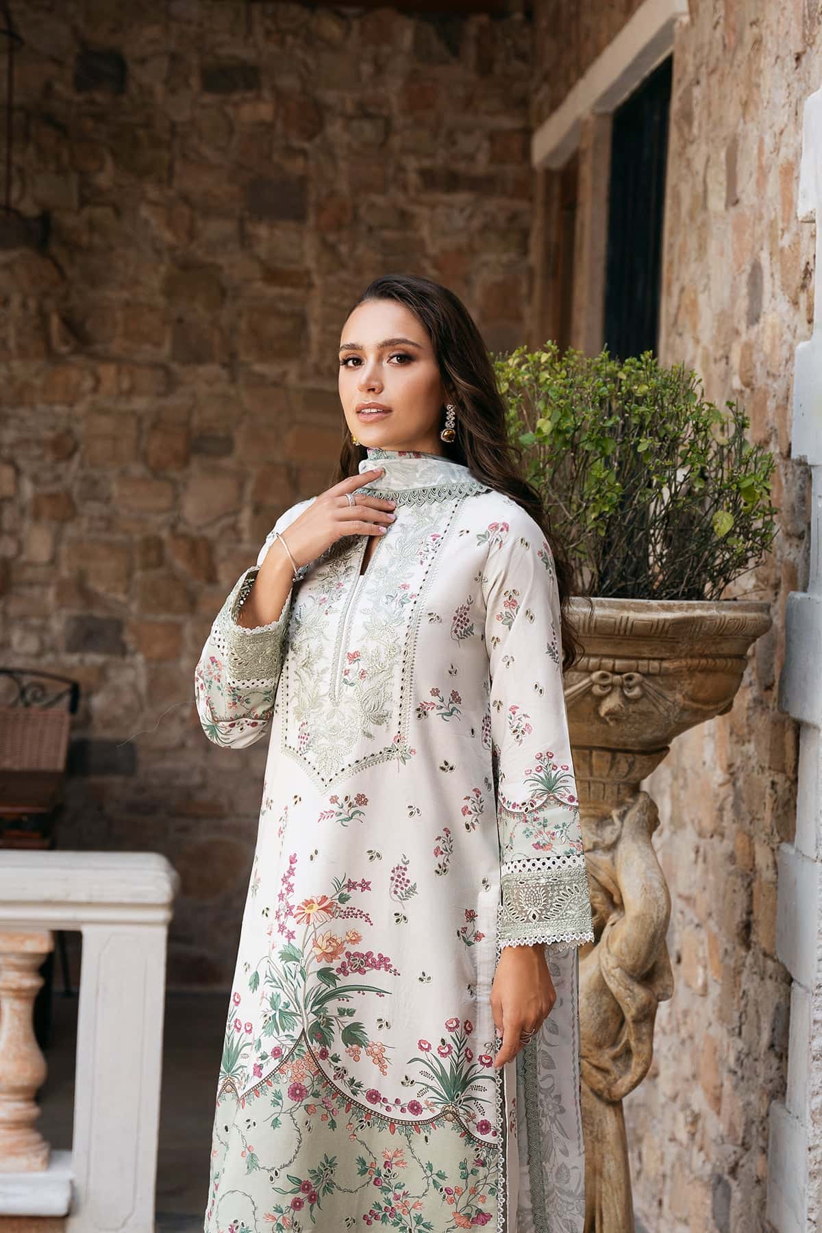 Afrozeh | Damask The Holiday Edit 25 | Rosheen A - House Of Hania