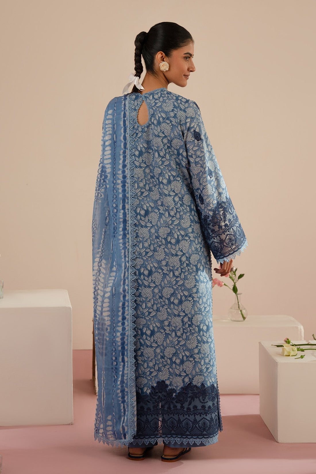 Afrozeh | Floral Charm 25 | Kalina - House Of Hania