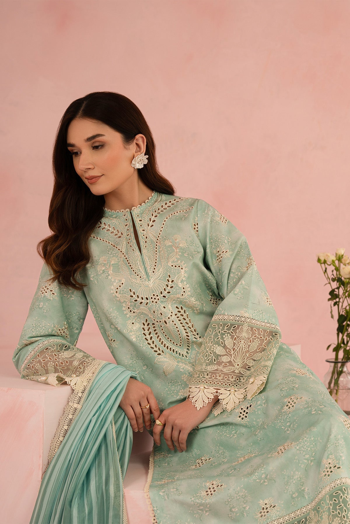 Afrozeh | Floral Charm 25 | Leonora - House Of Hania