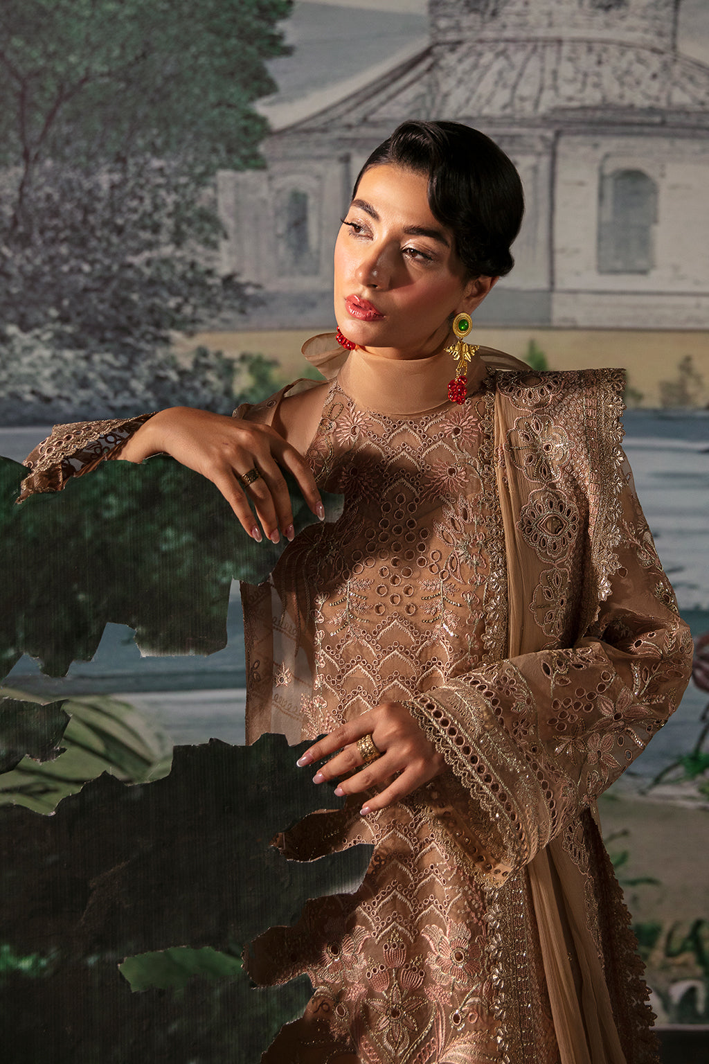 Afrozeh | La Fuchsia Festive 24 | Reese - House Of Hania