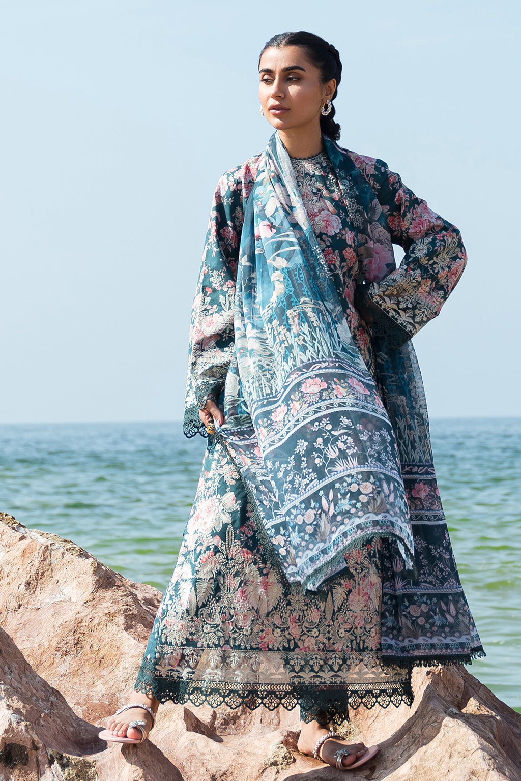 Afrozeh Summer Together Embroidered Lawn 3Pc Suit - Clover - House Of Hania
