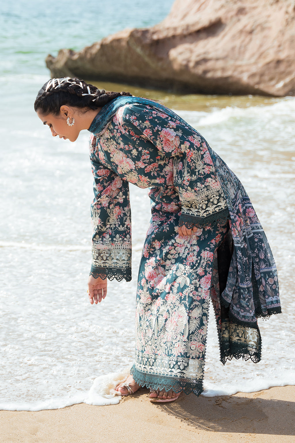 Afrozeh Summer Together Embroidered Lawn 3Pc Suit - Clover - House Of Hania