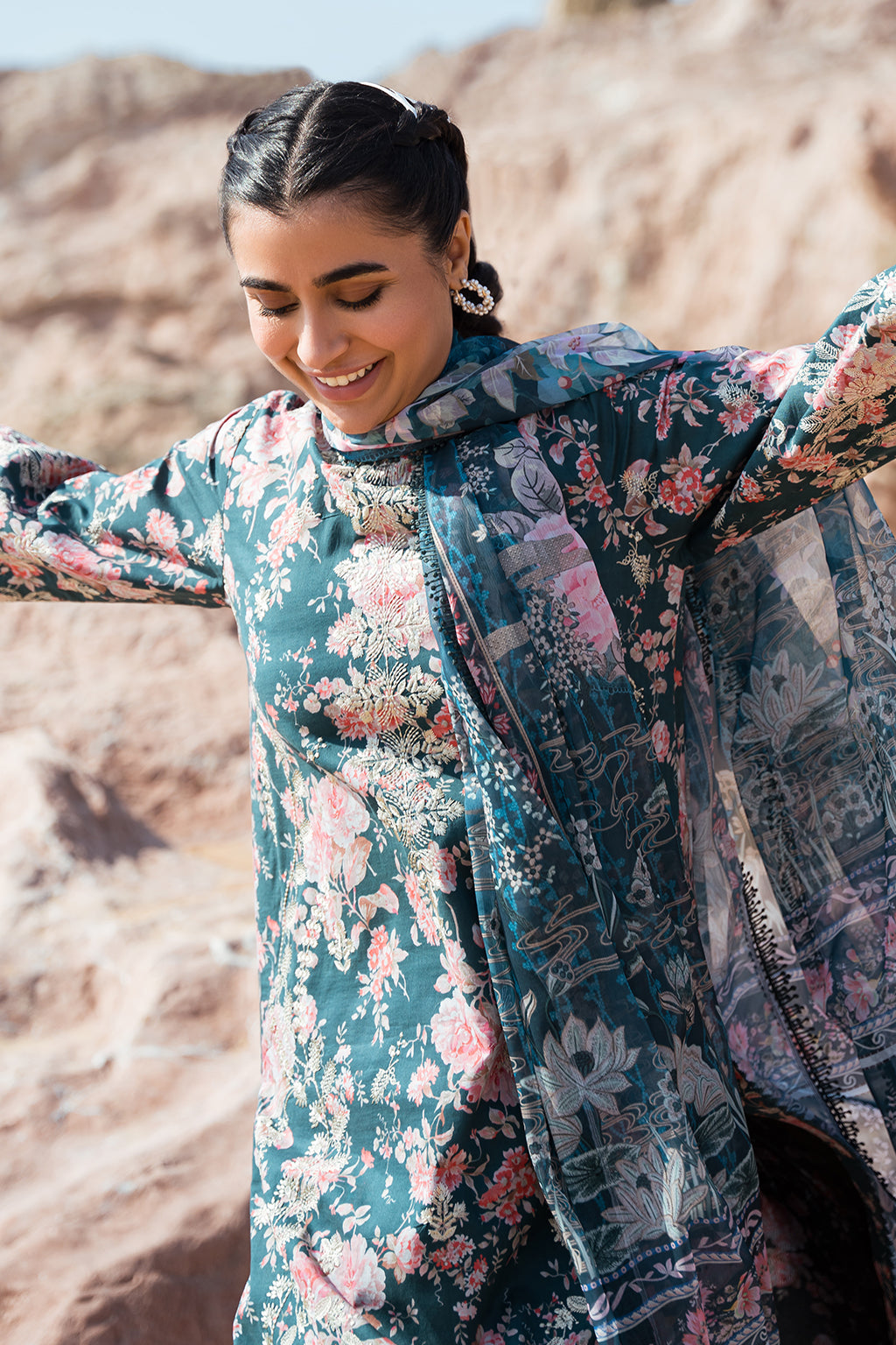 Afrozeh Summer Together Embroidered Lawn 3Pc Suit - Clover - House Of Hania