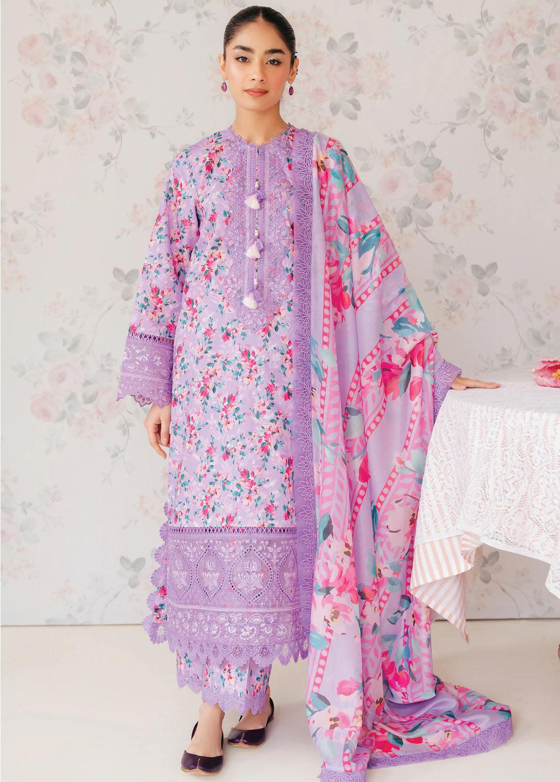 Afrozeh The Floral Charm Embroidered Lawn 3Pc Suit AL-24-V1-09 - House Of Hania