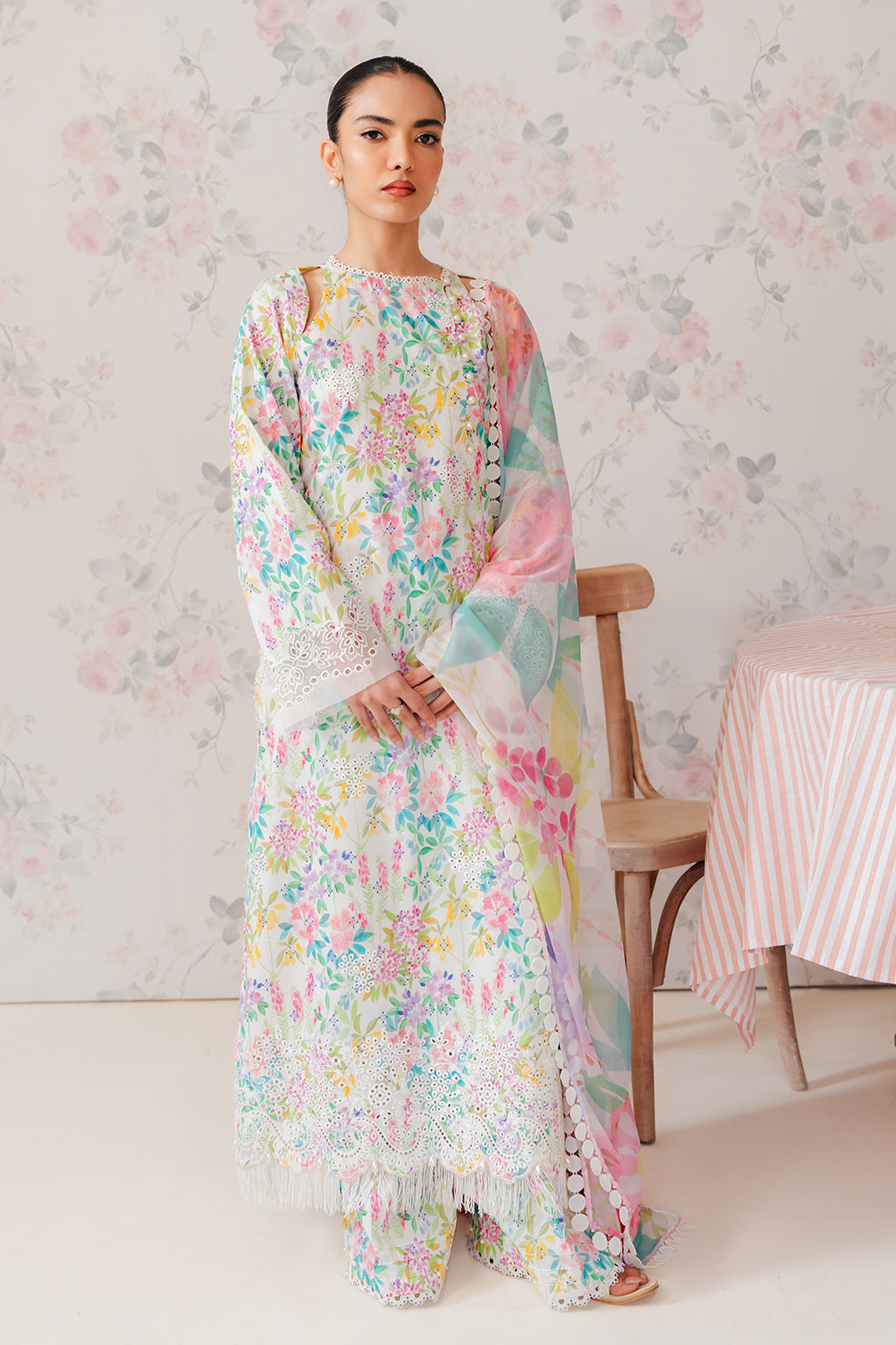 Afrozeh | The Floral Charm | Vanilla - House Of Hania