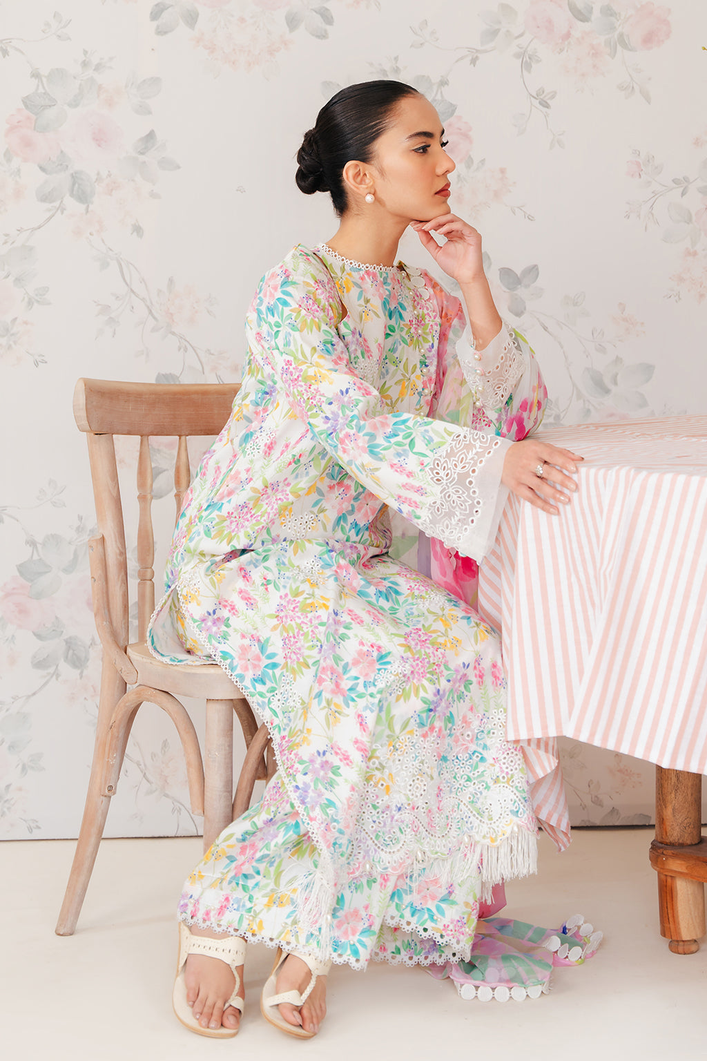 Afrozeh | The Floral Charm | Vanilla - House Of Hania