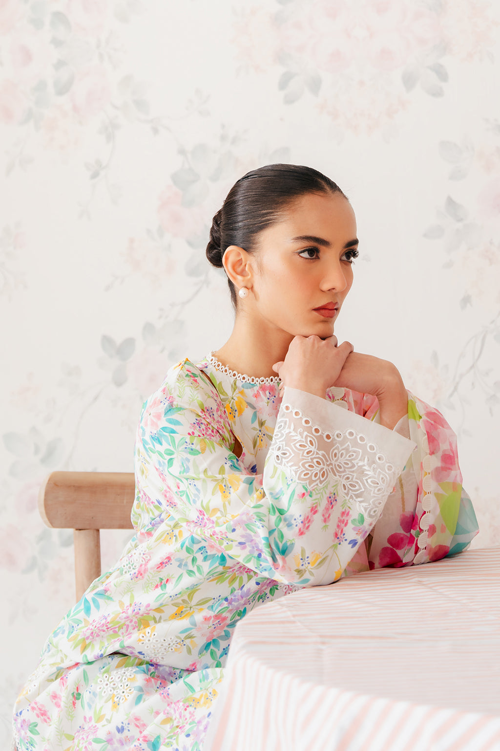 Afrozeh | The Floral Charm | Vanilla - House Of Hania