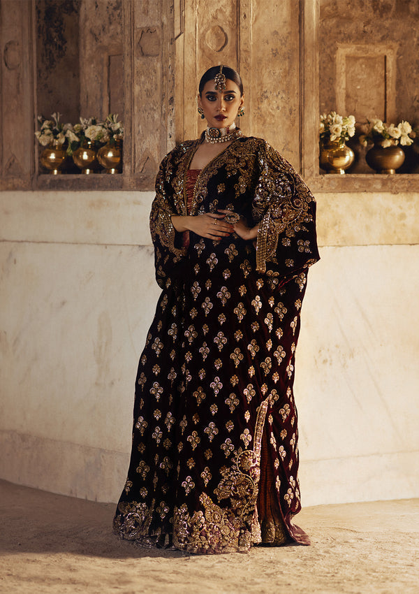 Aik Atelier | Dastoor Velvet 24 | DASTOOR - LOOK 03 - House Of Hania