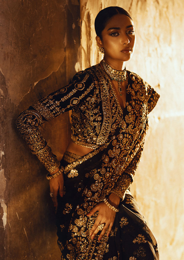 Aik Atelier | Dastoor Velvet 24 | DASTOOR - LOOK 04 - House Of Hania
