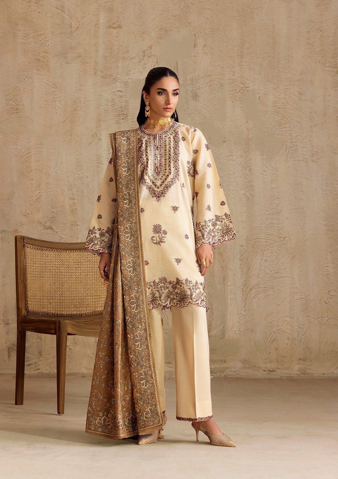 Aik Atelier | RTW 25 | LOOK 01 - House Of Hania