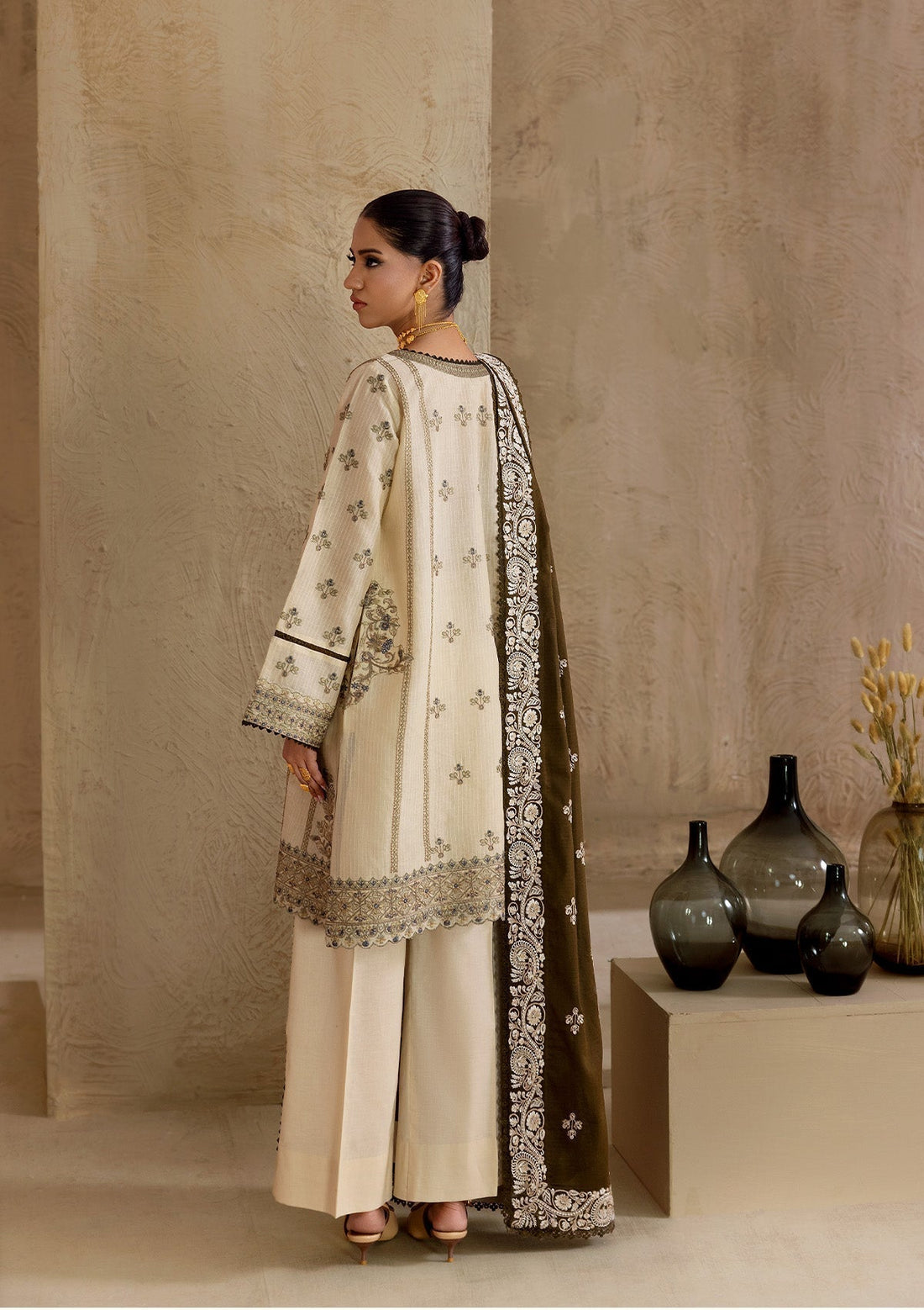 Aik Atelier | RTW 25 | LOOK 02 - House Of Hania