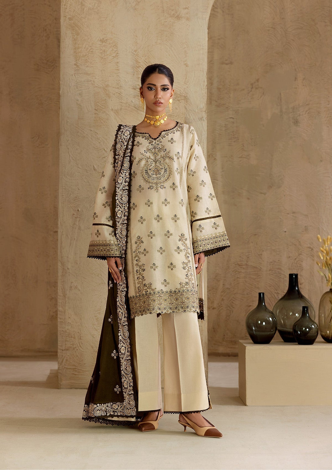 Aik Atelier | RTW 25 | LOOK 02 - House Of Hania