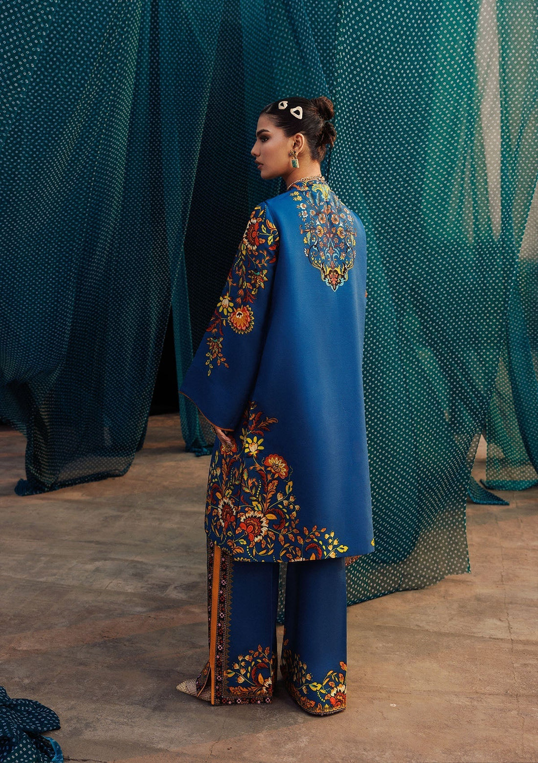 Aik Atelier | Roz Khaddar | AIK ROZ '25 D2 - LOOK 03 - House Of Hania