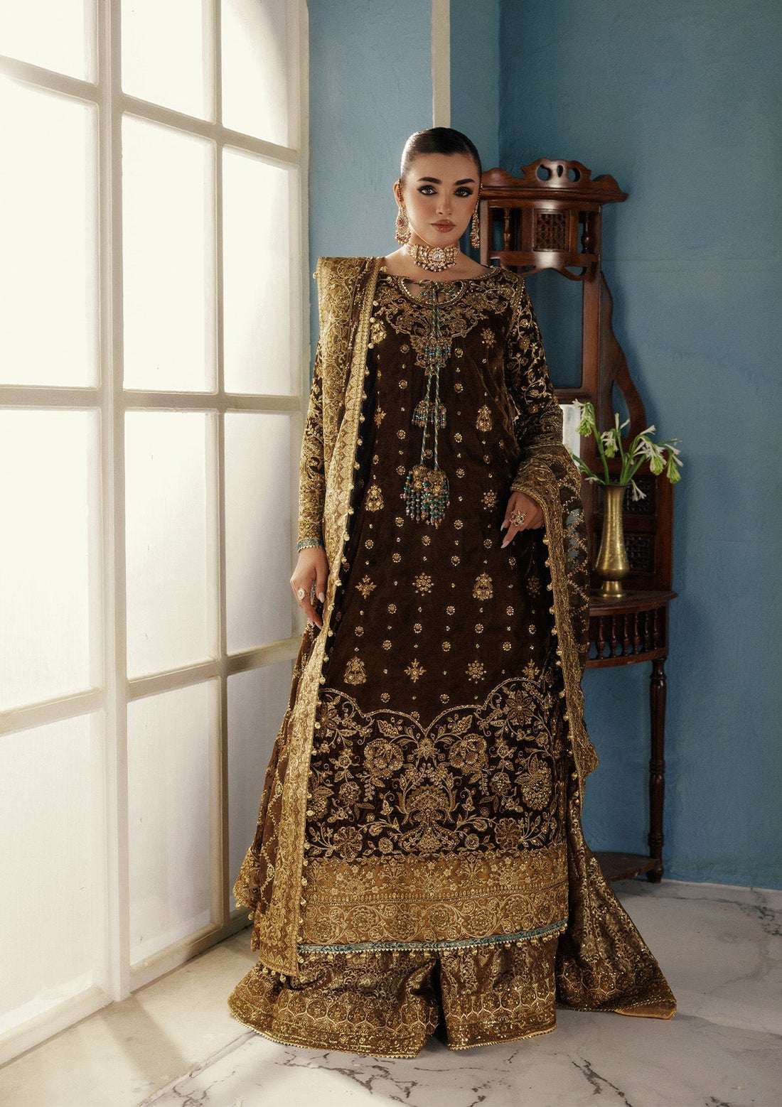 Aik Atelier | Udaipur Velvet 25 | LOOK 01 - House Of Hania