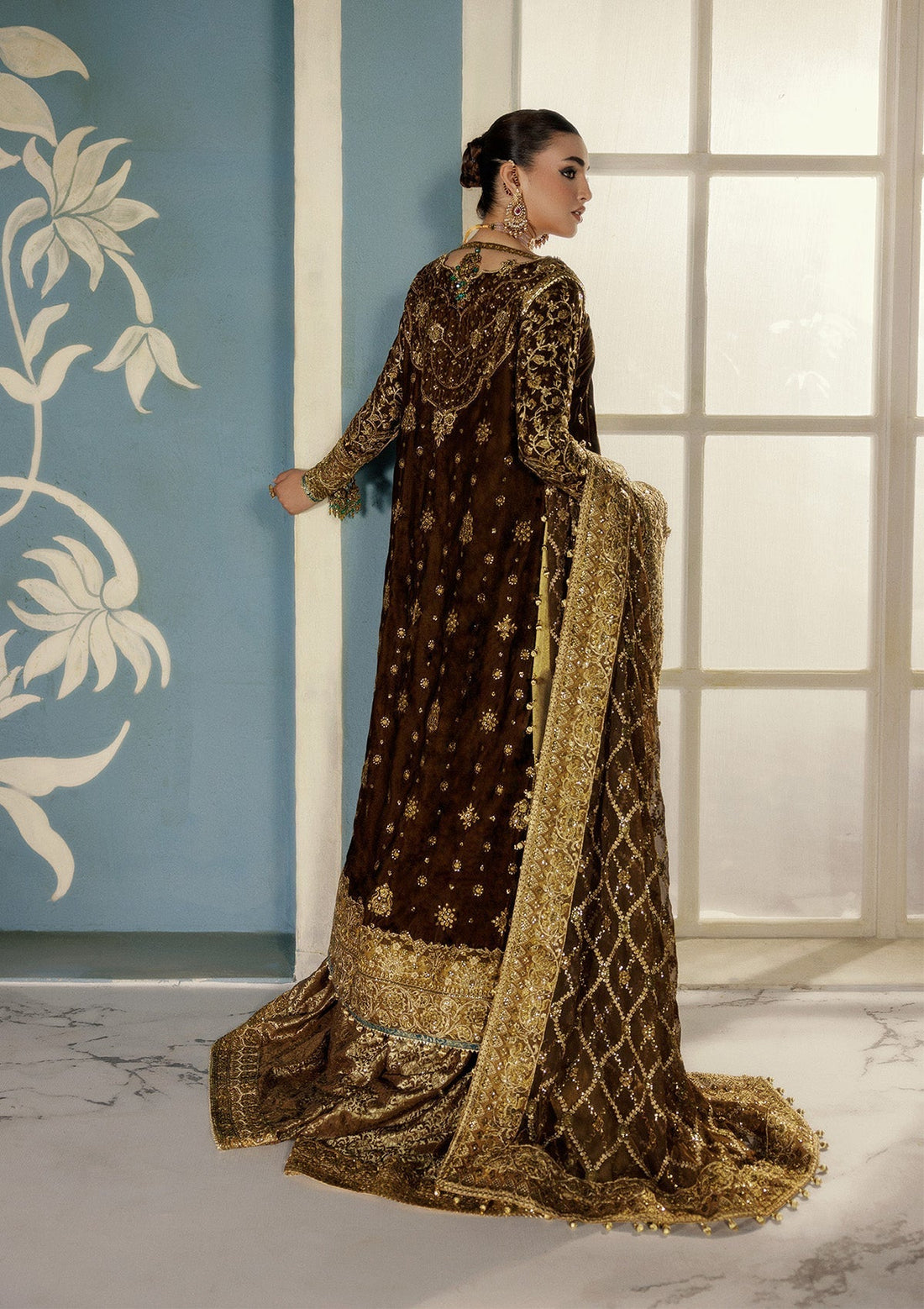 Aik Atelier | Udaipur Velvet 25 | LOOK 01 - House Of Hania