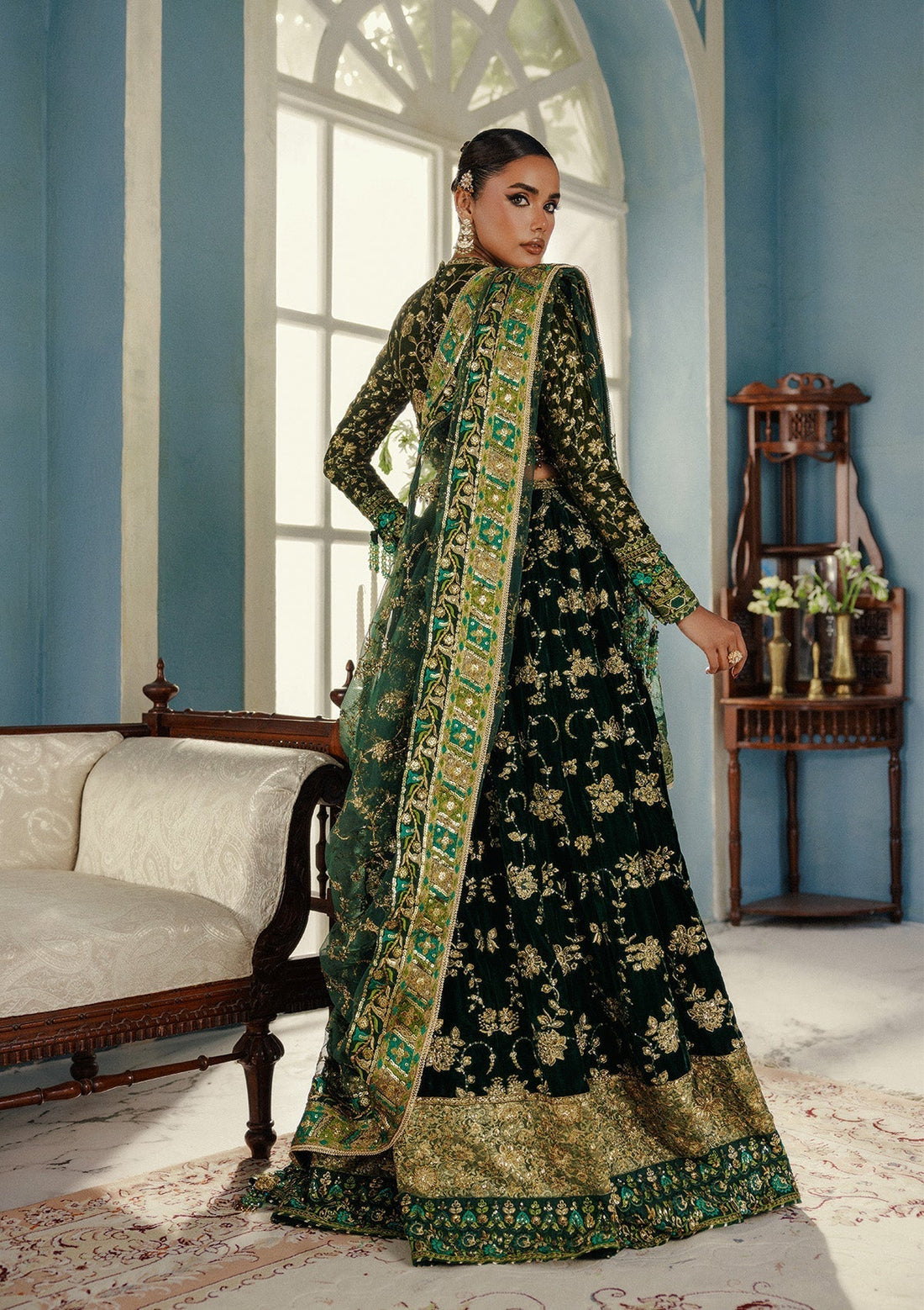 Aik Atelier | Udaipur Velvet 25 | LOOK 02 - House Of Hania