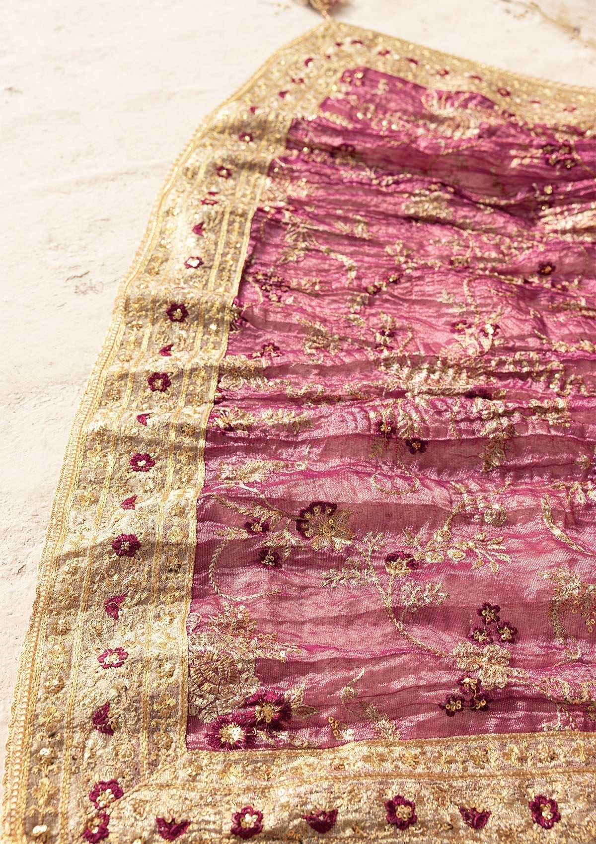 Aik Atelier | WEDDING FESTIVE ’25 VOL. 2 | LIGHT GOLD TISSUE SHAWL - House Of Hania