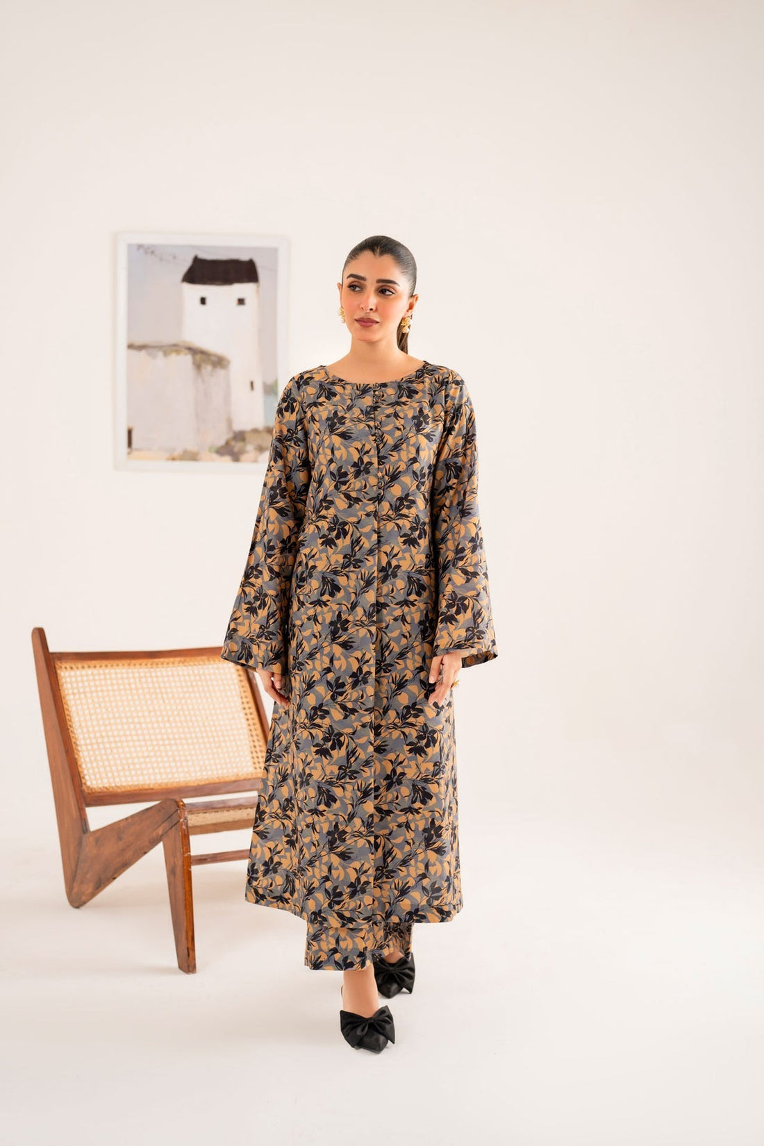 Model wearing Akbar Aslam Bella long shirt & trousers co-ord