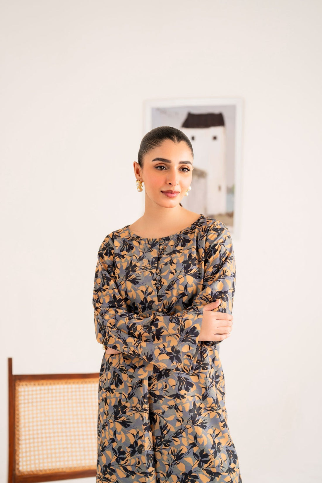 Model wearing Akbar Aslam Bella long shirt & trousers co-ord