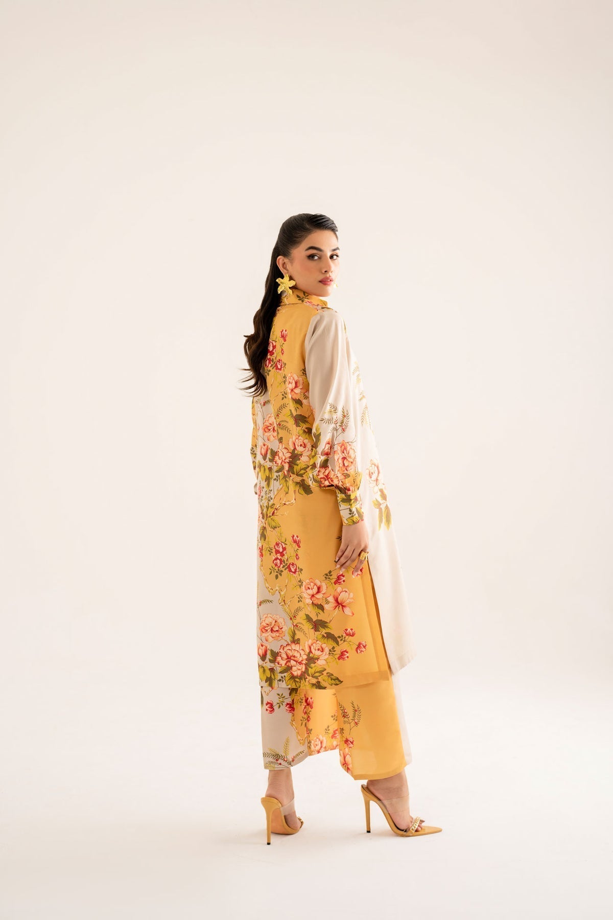 Akbar Aslam Elea lehenga, sharara or trouser detail