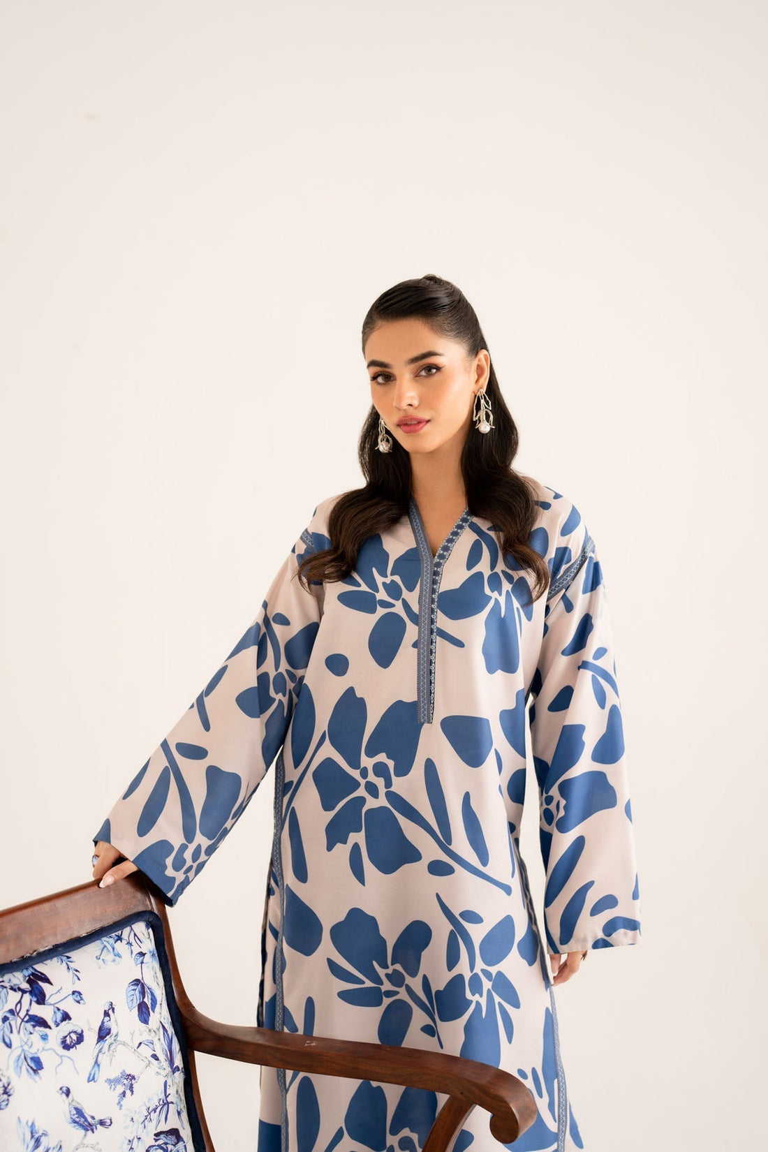 Model wearing Akbar Aslam Leila long shirt & trousers co-ord