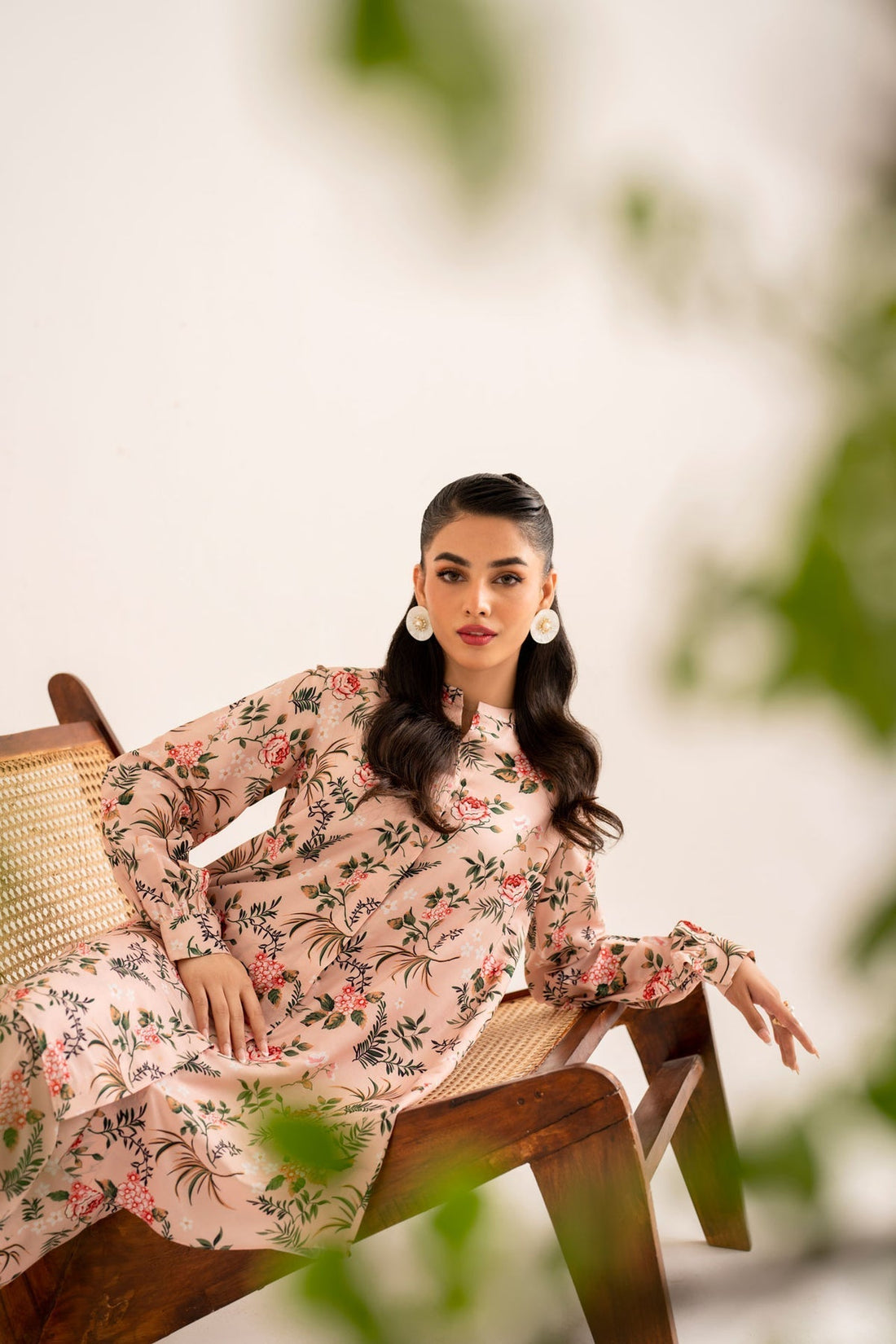 Model wearing Akbar Aslam Uznir long shirt & trousers co-ord