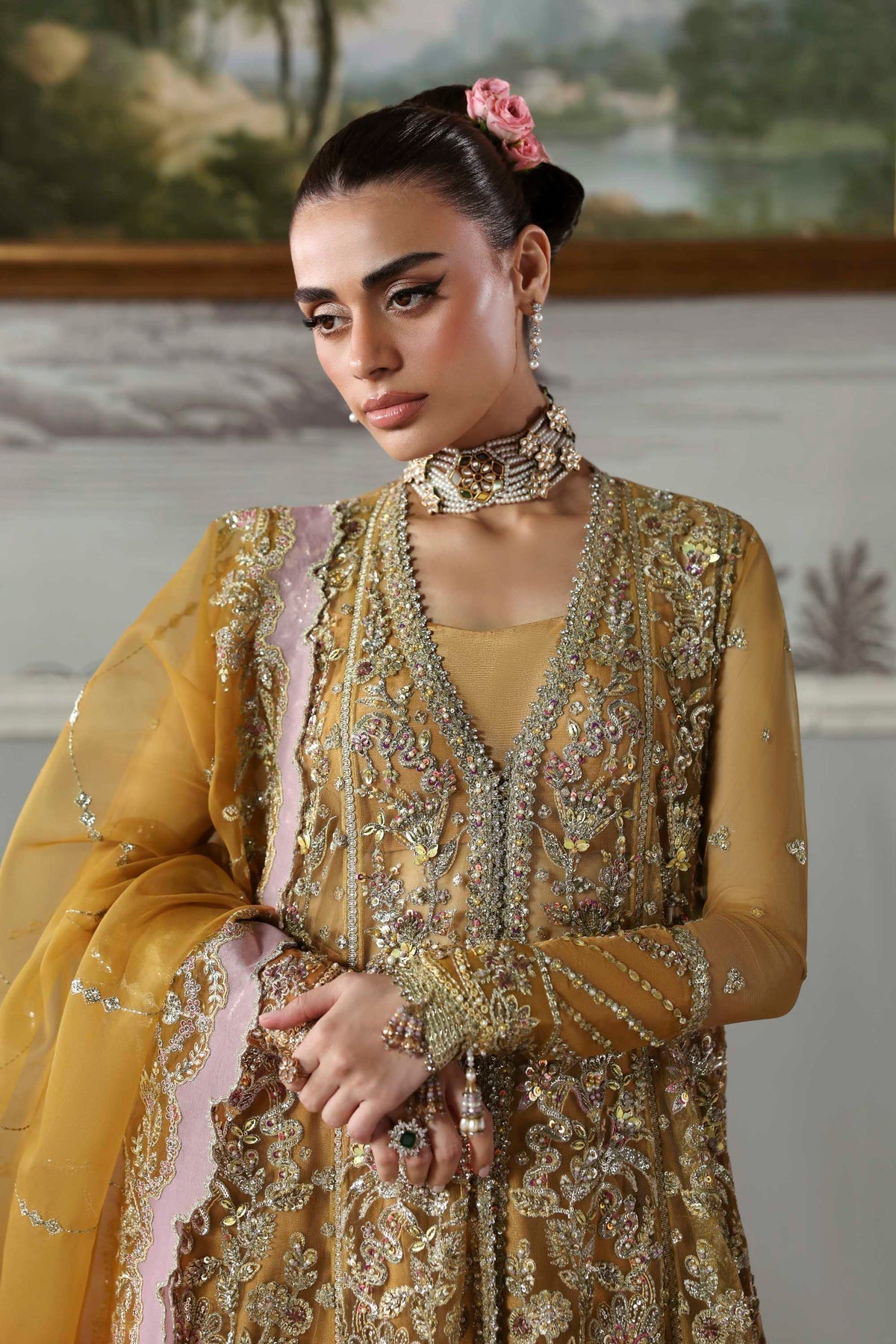 Akbar Aslam Amoria back view