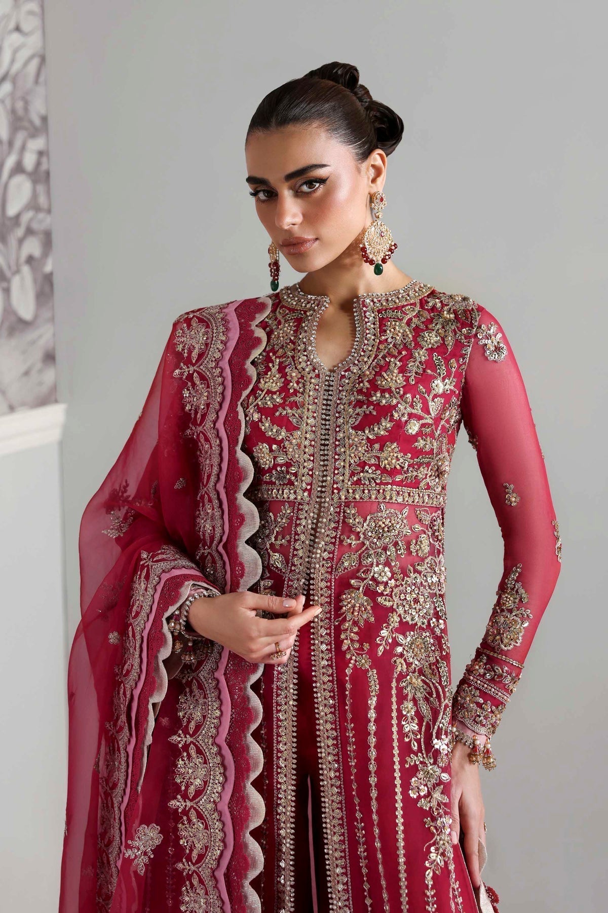 Akbar Aslam Yeloria back view