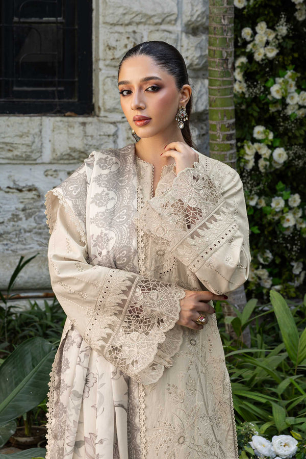 Akbar Aslam Aurielle dupatta border detail